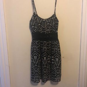Patterned black dress